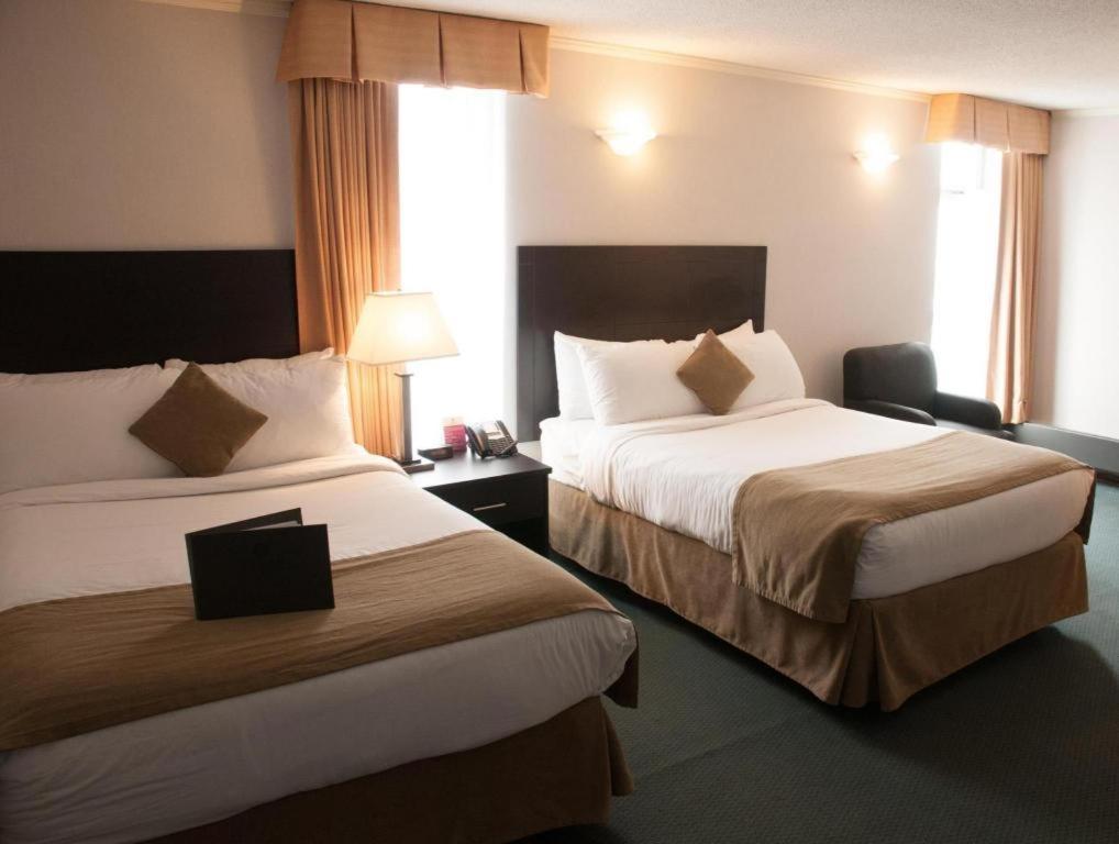 Coast High Country Inn Γουάιτχορς Εξωτερικό φωτογραφία